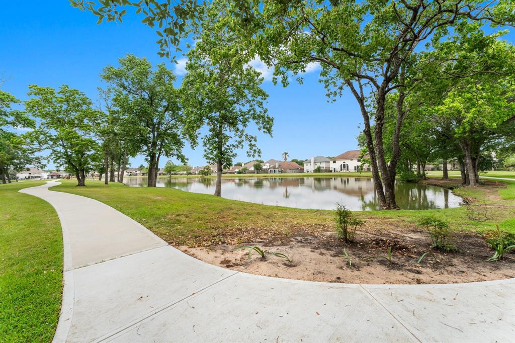 8303 Palmetta Spring Drive, Tomball, Texas image 43