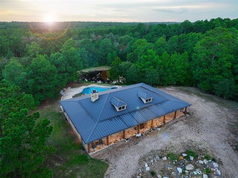 A home in La Grange