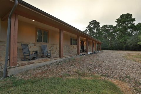 A home in La Grange