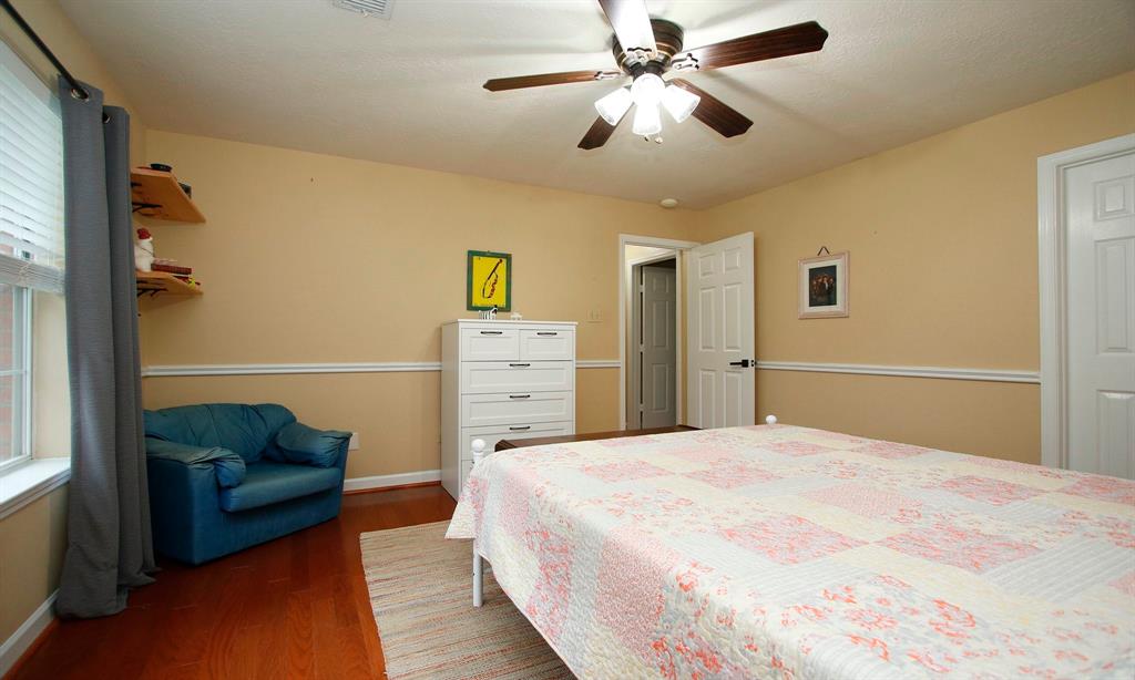 70 W Summer Storm Circle, The Woodlands, Texas image 39