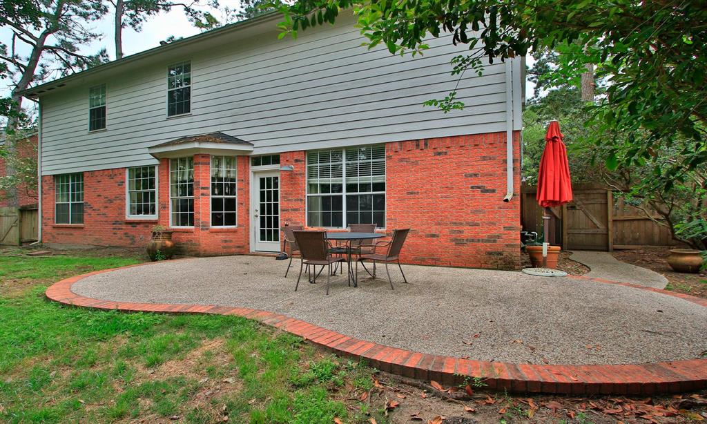 70 W Summer Storm Circle, The Woodlands, Texas image 41