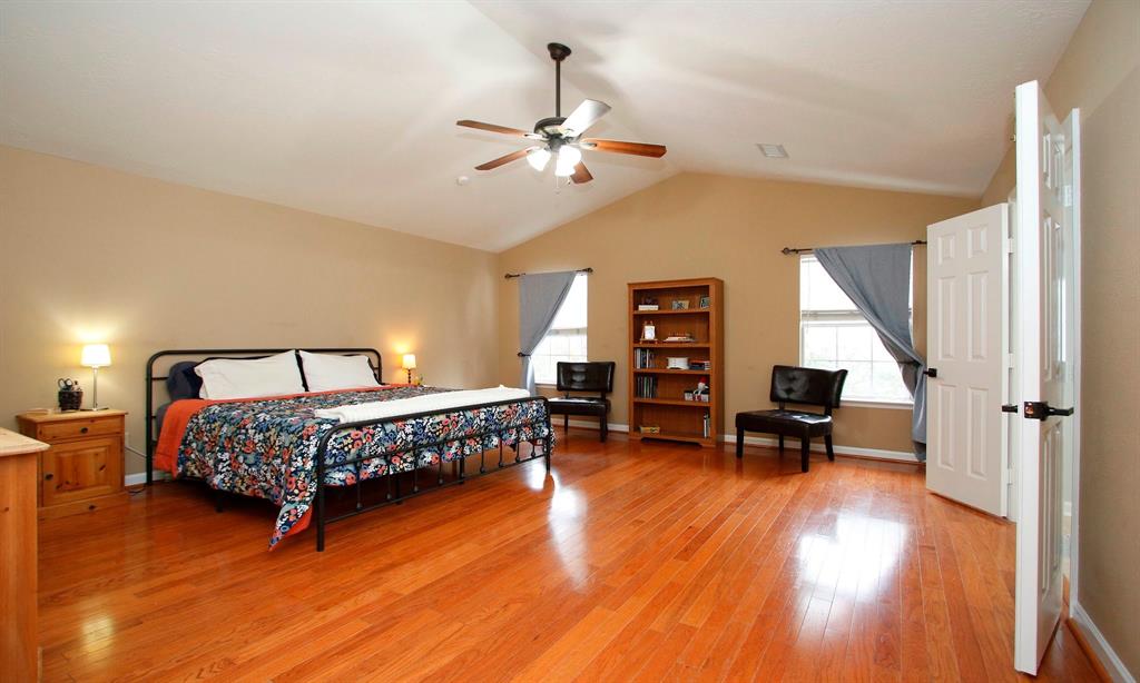 70 W Summer Storm Circle, The Woodlands, Texas image 27
