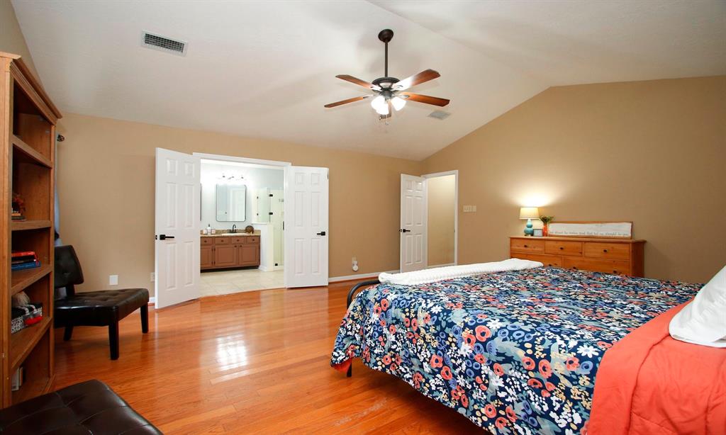 70 W Summer Storm Circle, The Woodlands, Texas image 29