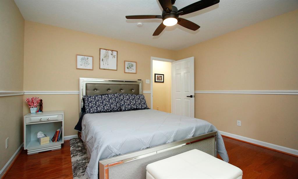 70 W Summer Storm Circle, The Woodlands, Texas image 36