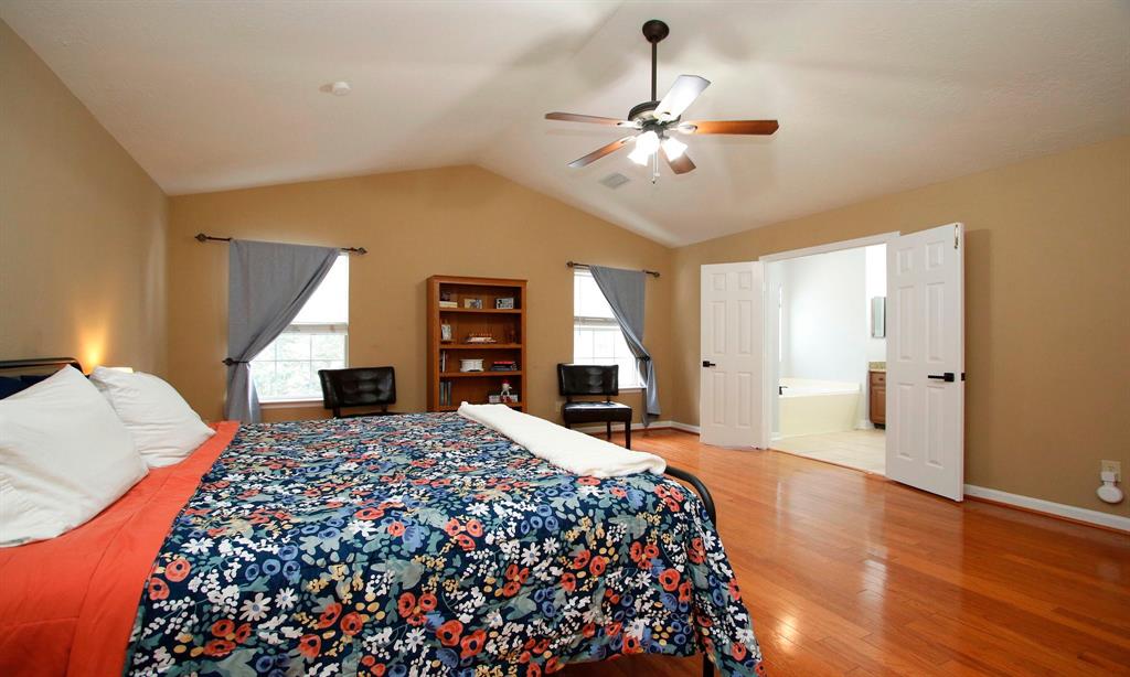 70 W Summer Storm Circle, The Woodlands, Texas image 28