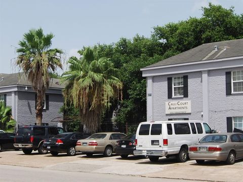 Condo For Rent - 6225 Tierwester Street #09<br/> Houston, TX 77021