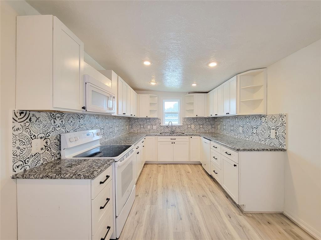 5703 Fraser Avenue, Galveston, Texas image 8