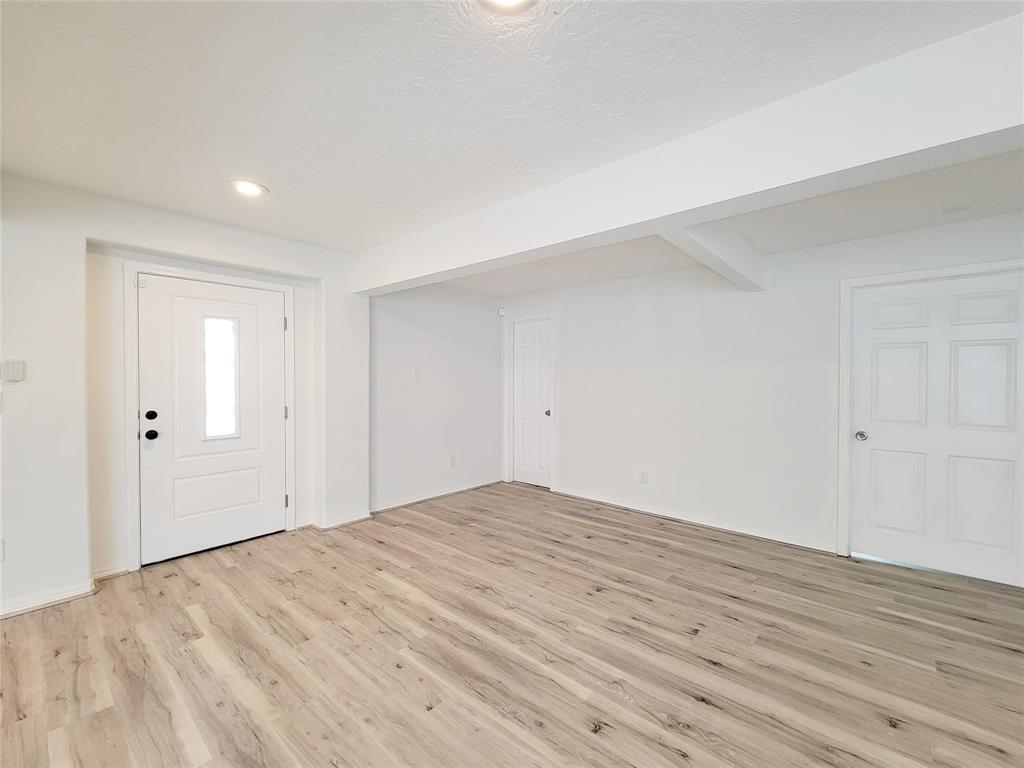 5703 Fraser Avenue, Galveston, Texas image 34
