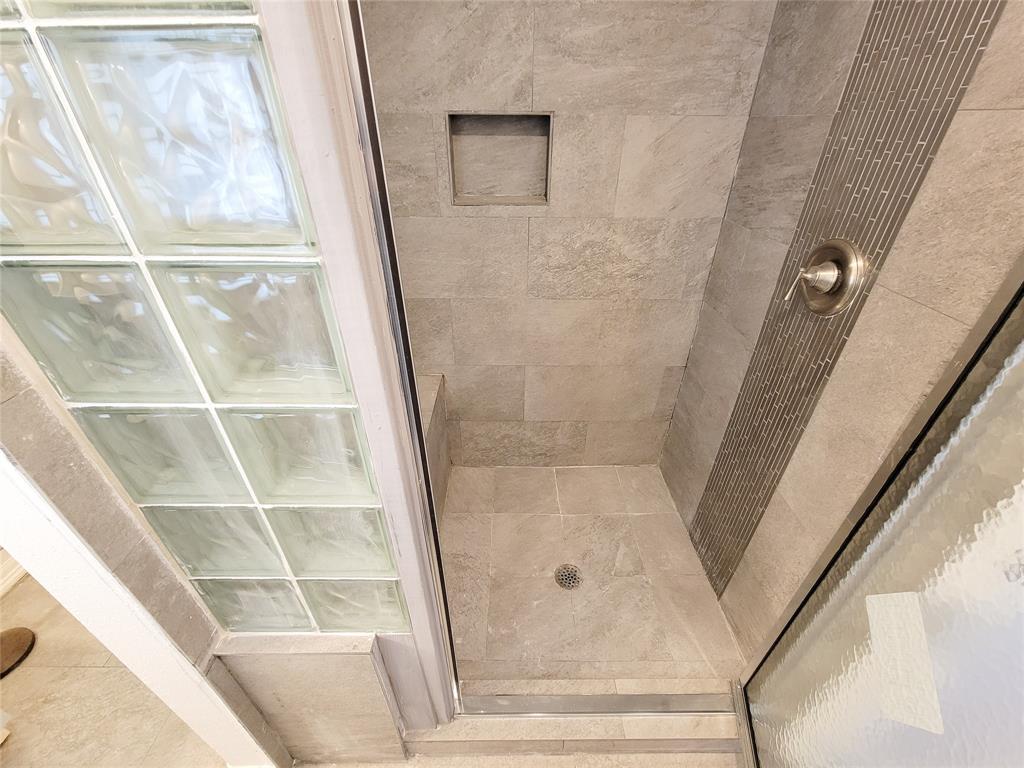 5703 Fraser Avenue, Galveston, Texas image 25