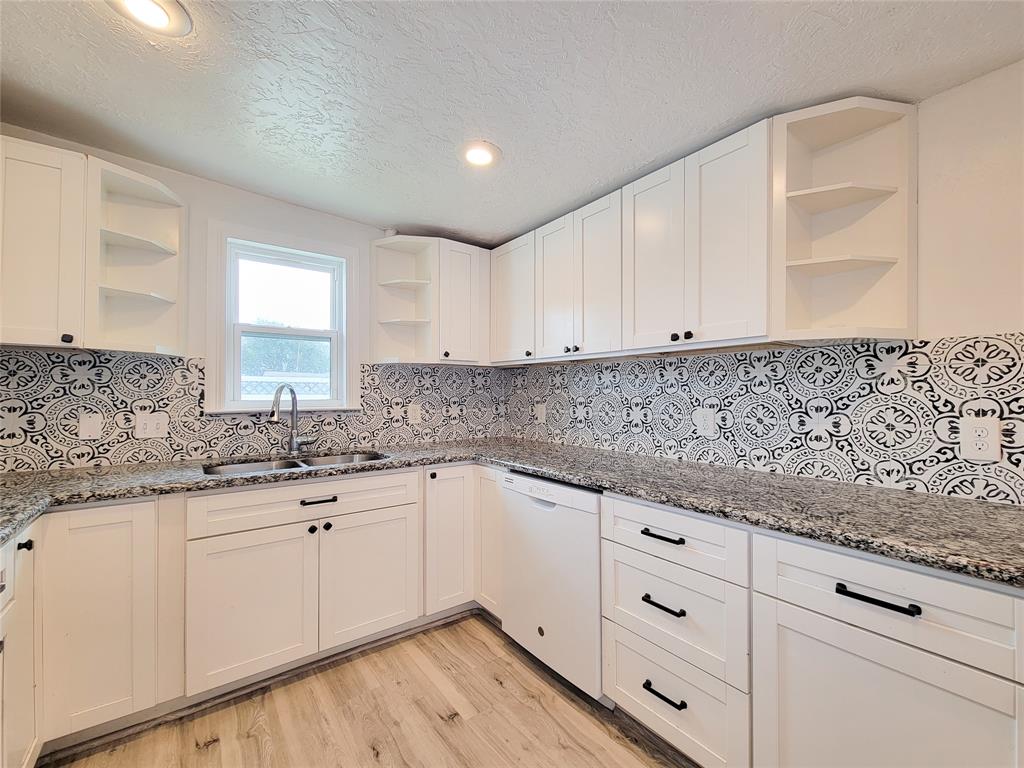 5703 Fraser Avenue, Galveston, Texas image 11