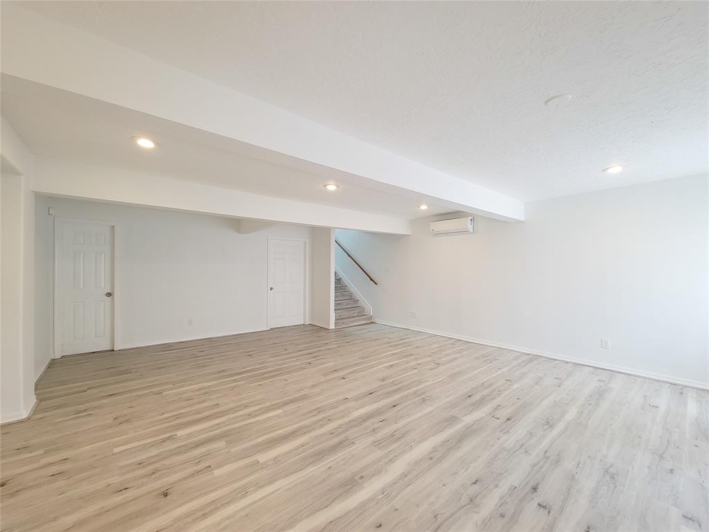 5703 Fraser Avenue, Galveston, Texas image 6
