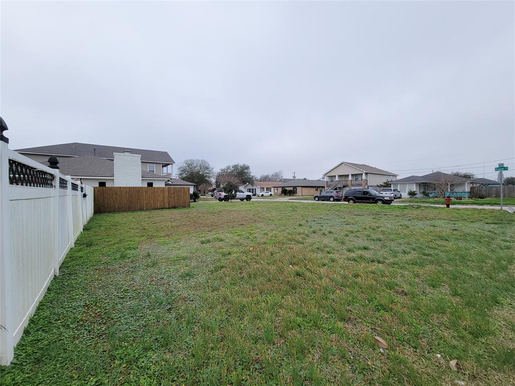 5703 Fraser Avenue, Galveston, Texas image 47