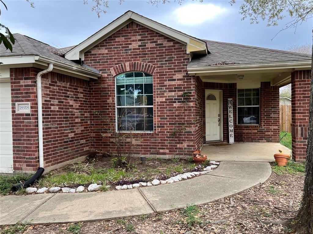18918 Knobby Oaks Place, Magnolia, Texas image 2
