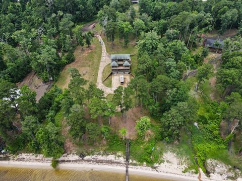 Photo of 255 Laguna Pt Pt, Hemphill, TX 75948 (MLS # 91248084)