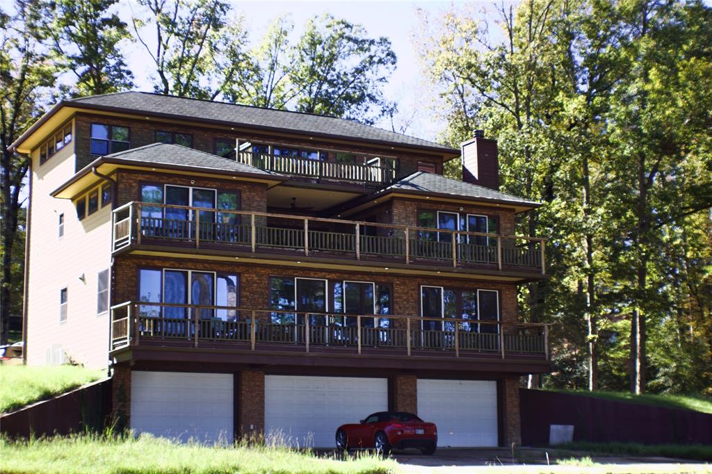 255 Laguna Pt