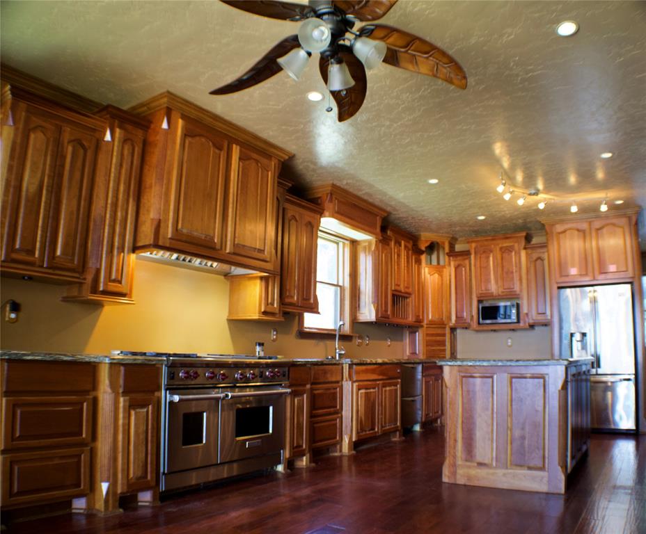 255 Laguna Pt