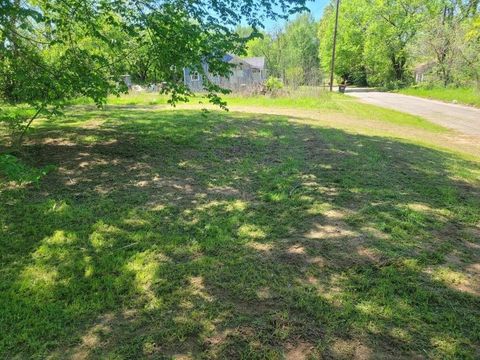 Vacant Land For Sale - 545 13th Street<br/> Lamar County, Paris, TX 75460