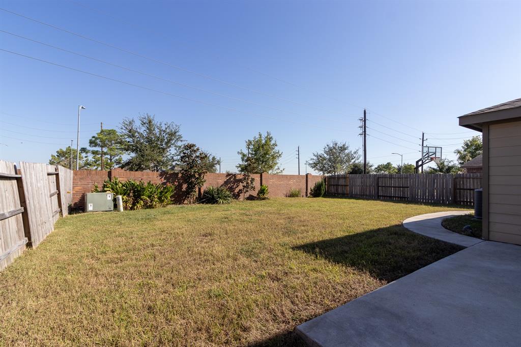 13883 Cactus Hill Court, Pearland, Texas image 29