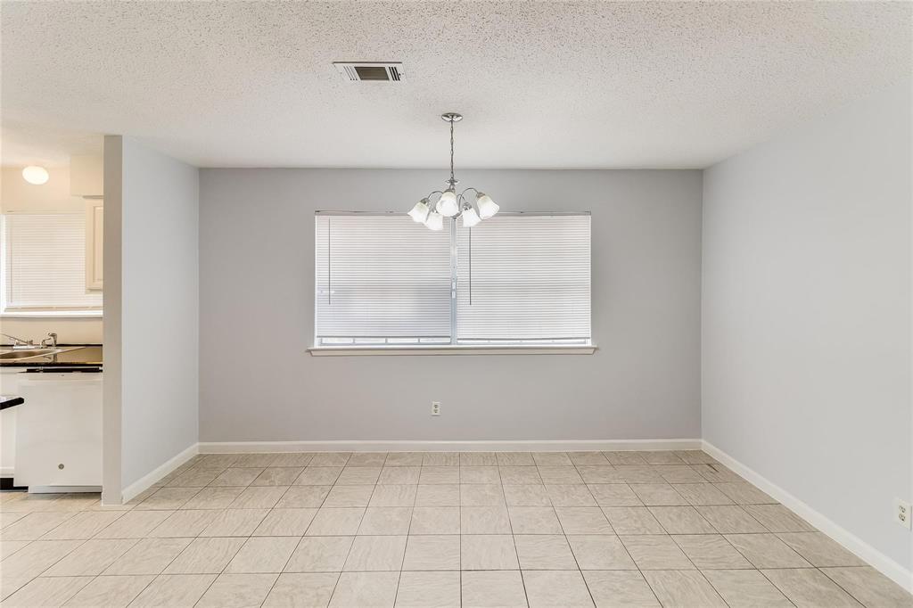 2530 Long Reach Drive, Sugar Land, Texas image 7