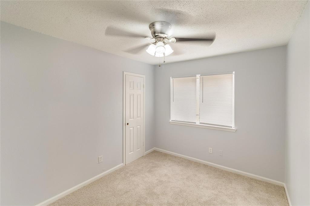2530 Long Reach Drive, Sugar Land, Texas image 9