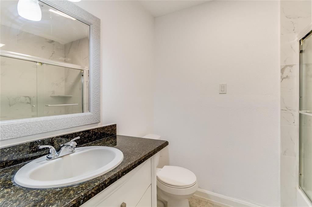 2530 Long Reach Drive, Sugar Land, Texas image 6