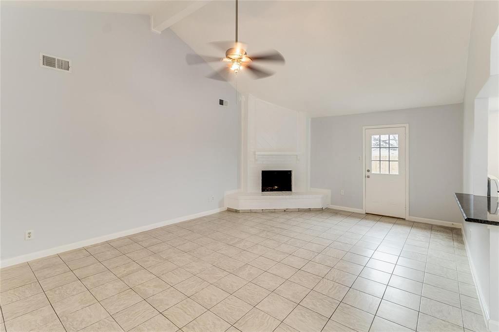 2530 Long Reach Drive, Sugar Land, Texas image 2