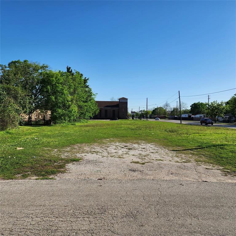 2400 Lockwood Drive