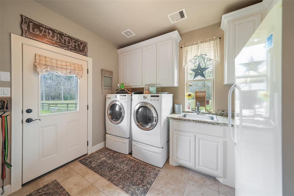 137 Port Au Prince Court, Montgomery, Texas image 22