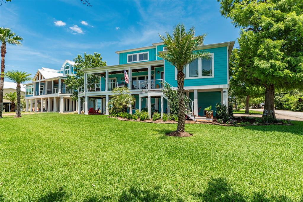 531 W Shore Drive