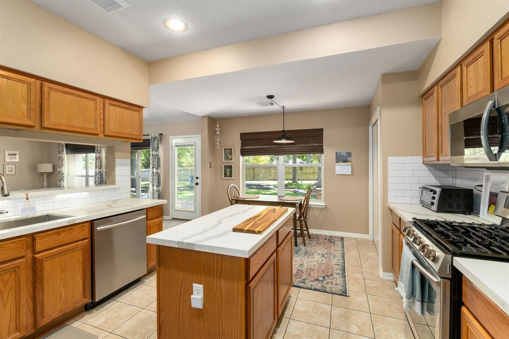 2140 N Berlin Road, Brenham, Texas image 10