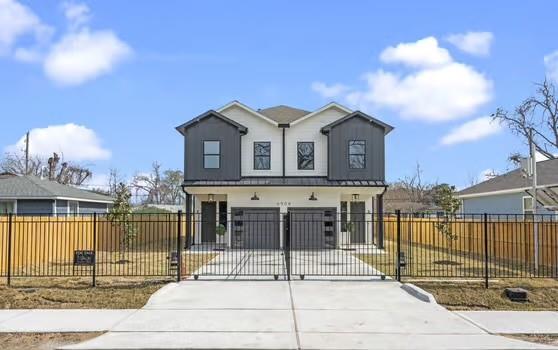 8120 Colonial Lane