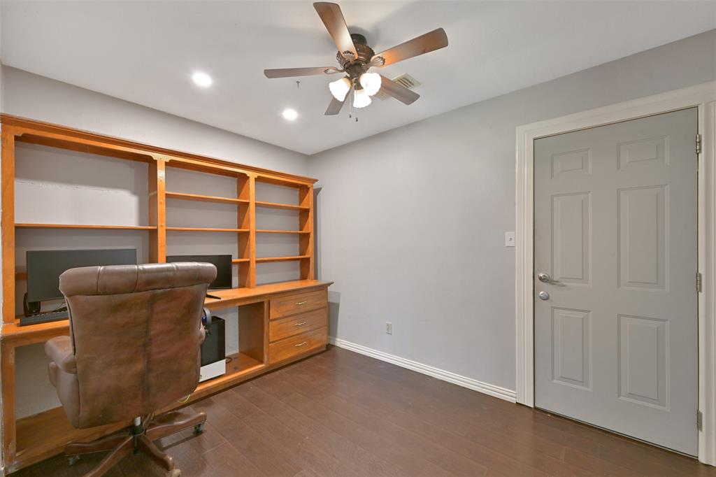 2480 W Shane Street, Alvin, Texas image 21