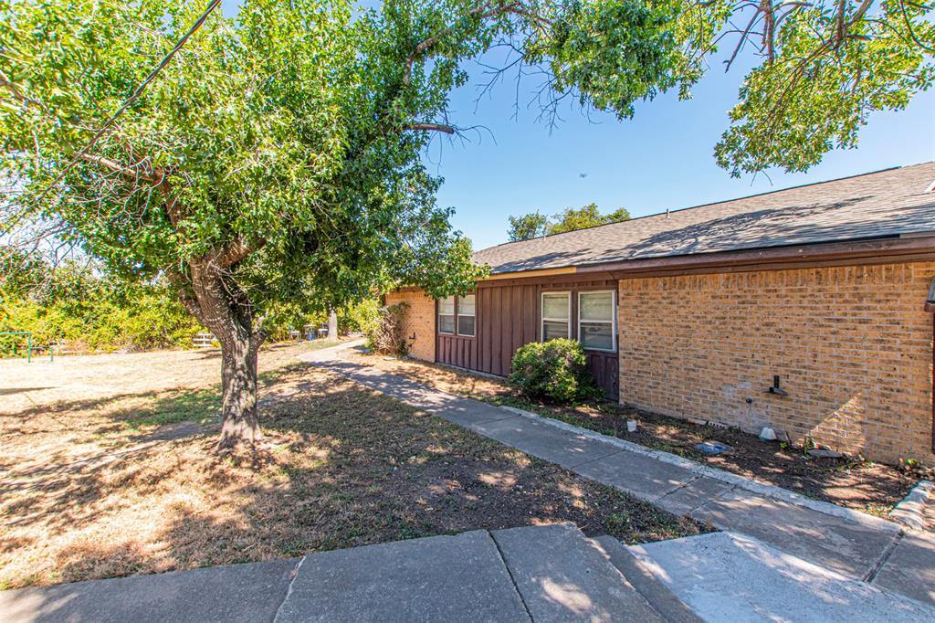 518 E Cypress Street