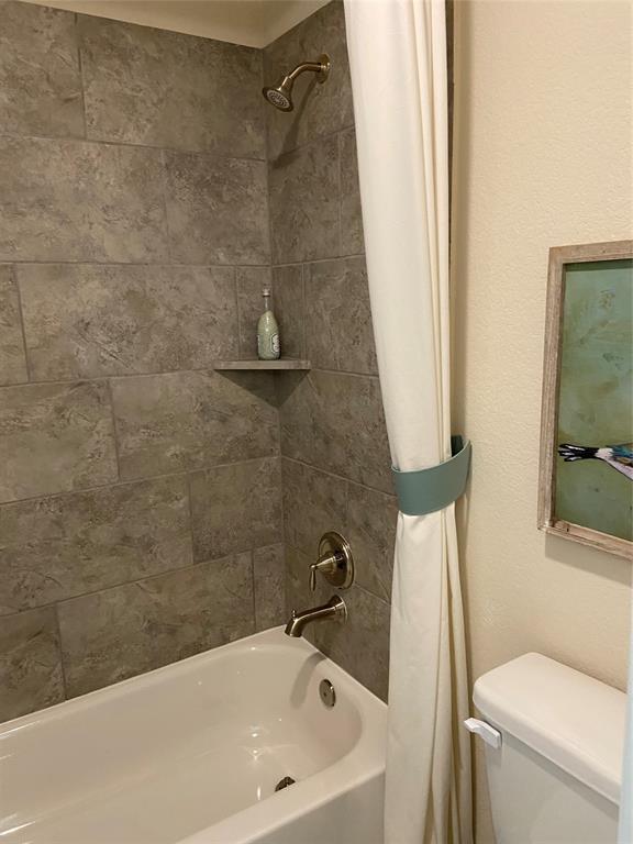 135 Teralyn Grove Loop, Conroe, Texas image 10