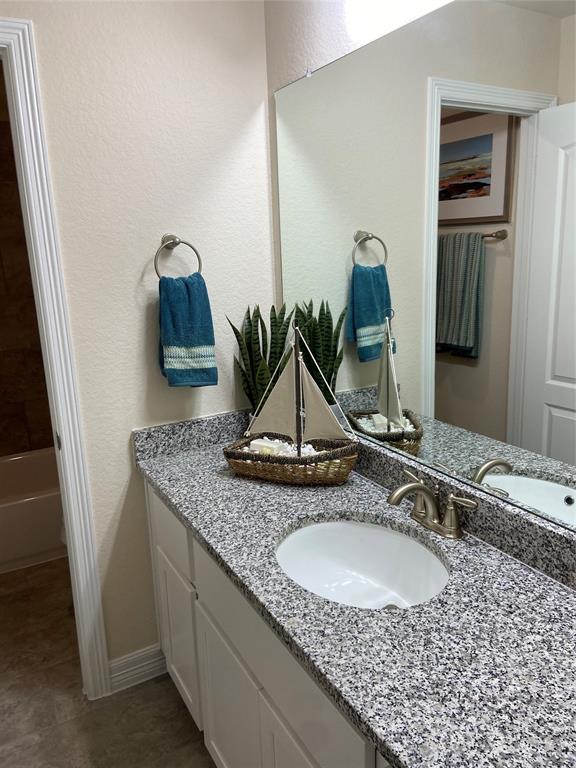 135 Teralyn Grove Loop, Conroe, Texas image 15