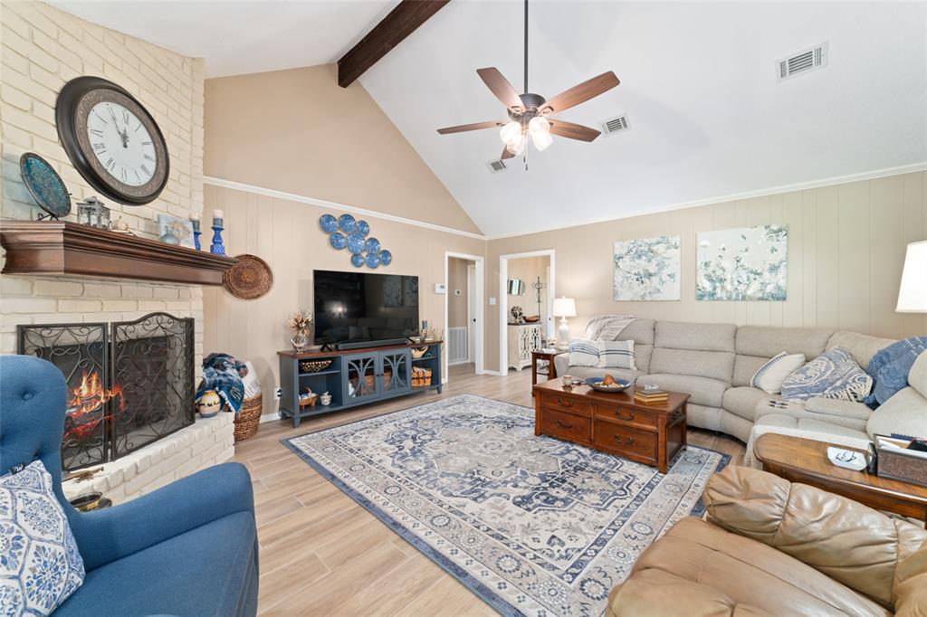 132 Arrowwood Street, Lake Jackson, Texas image 8