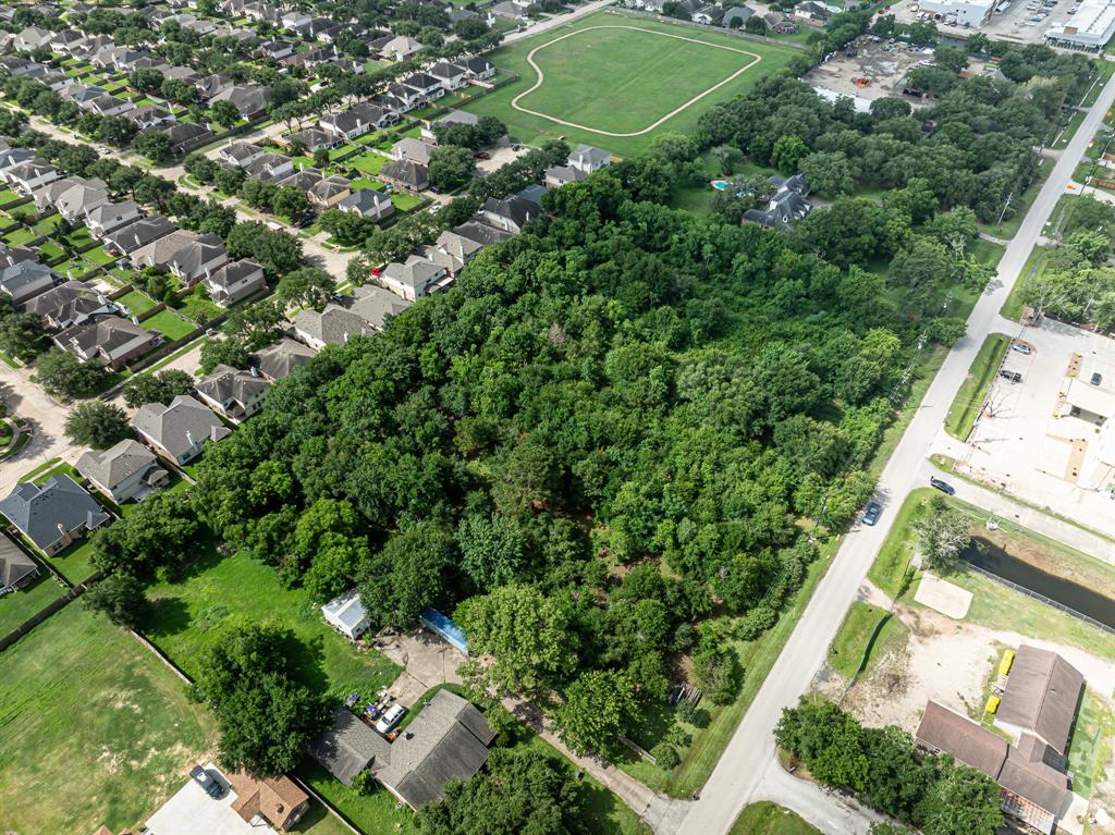 Saddle Spur Lane, Katy, Texas image 9