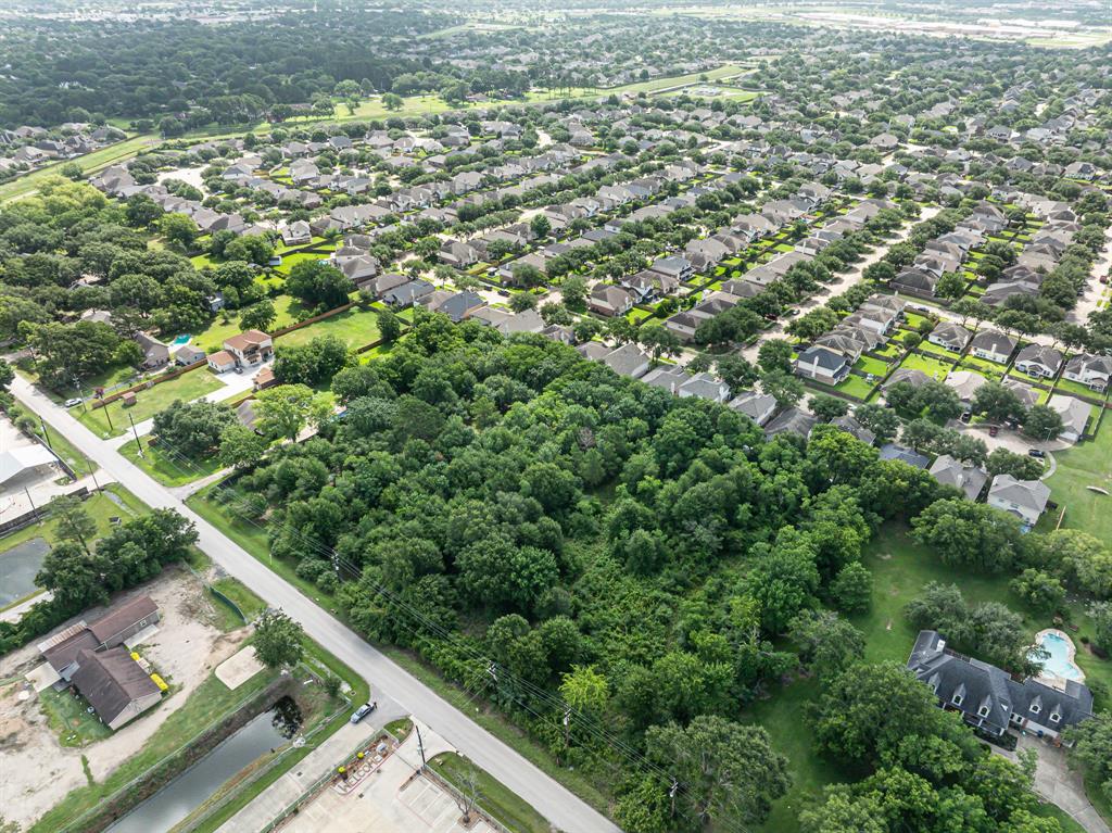 Saddle Spur Lane, Katy, Texas image 13