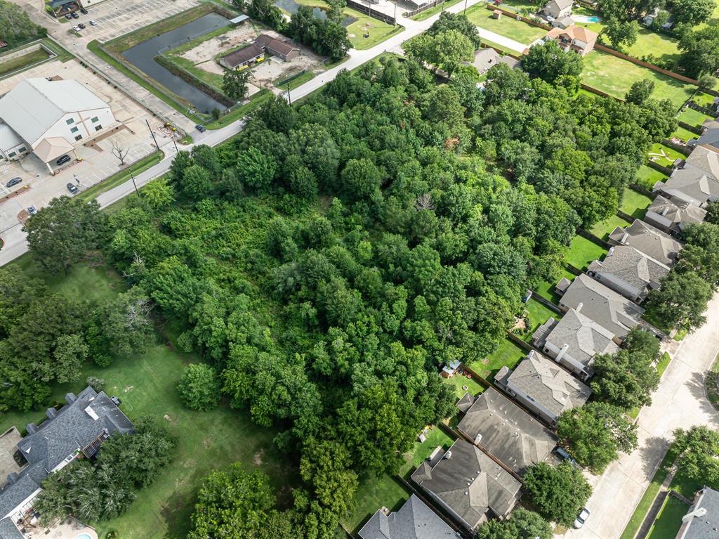 Saddle Spur Lane, Katy, Texas image 5