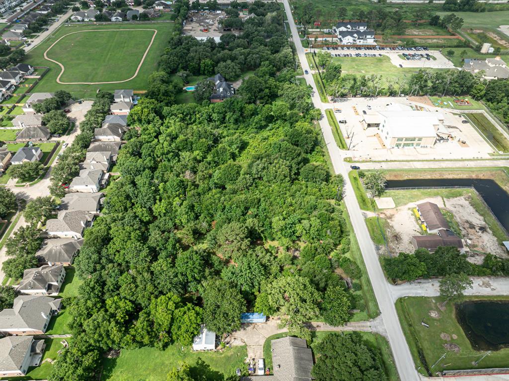 Saddle Spur Lane, Katy, Texas image 8