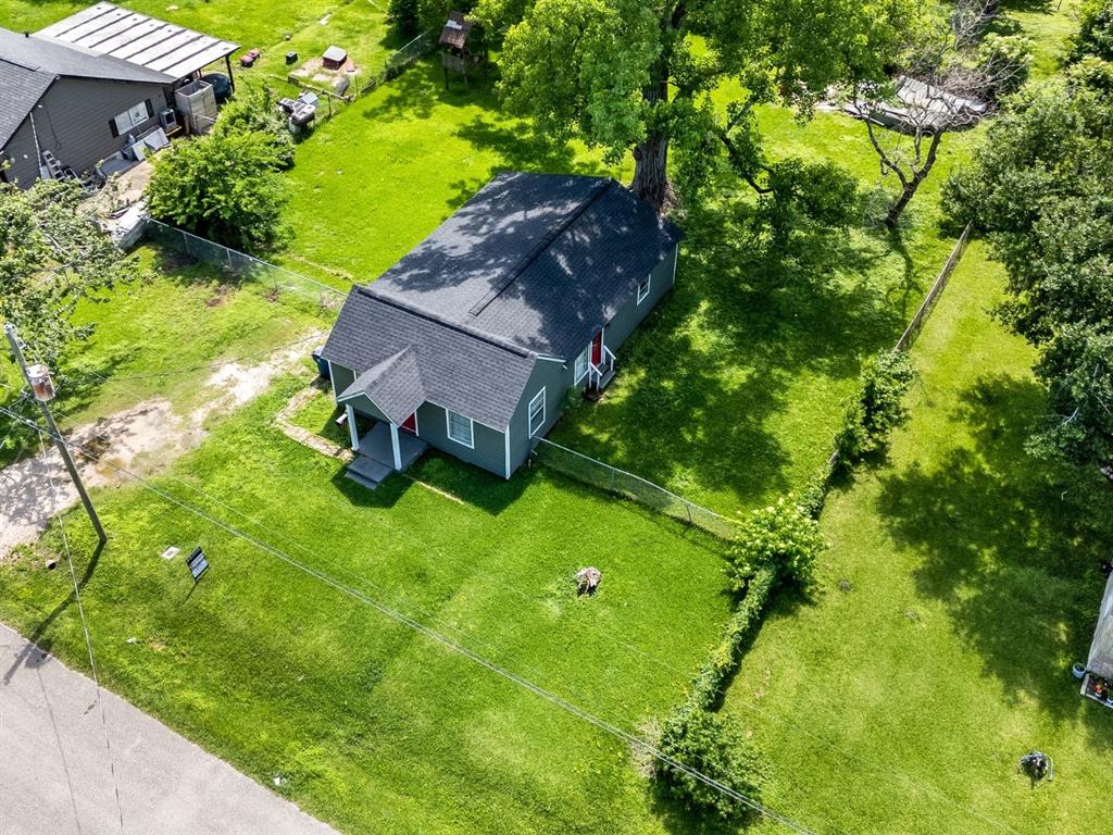 1011 N Arcola Street, Angleton, Texas image 16