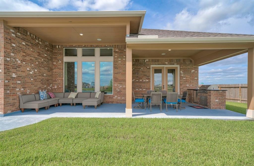 17016 Sweet Iris Court, Conroe, Texas image 11