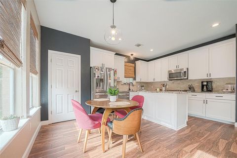 A home in Missouri City