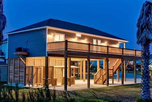 128 Jewel Street Drive, Crystal Beach, Texas image 2