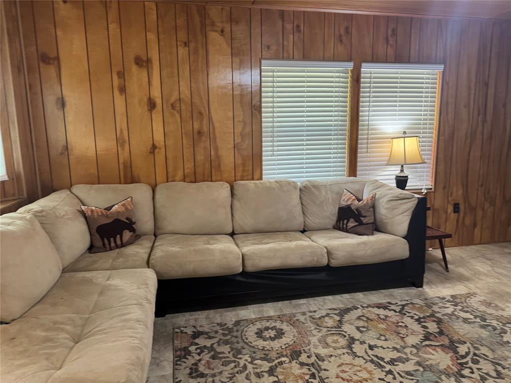 193 Apache Drive