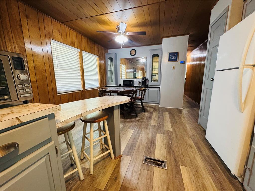 193 Apache Drive, Hemphill, Texas image 7