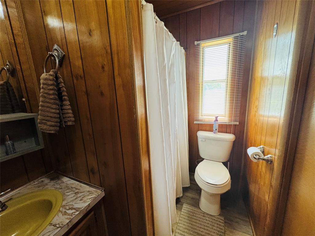 193 Apache Drive, Hemphill, Texas image 29