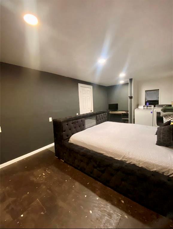 8038 Woodlyn Road, Houston, Texas image 11