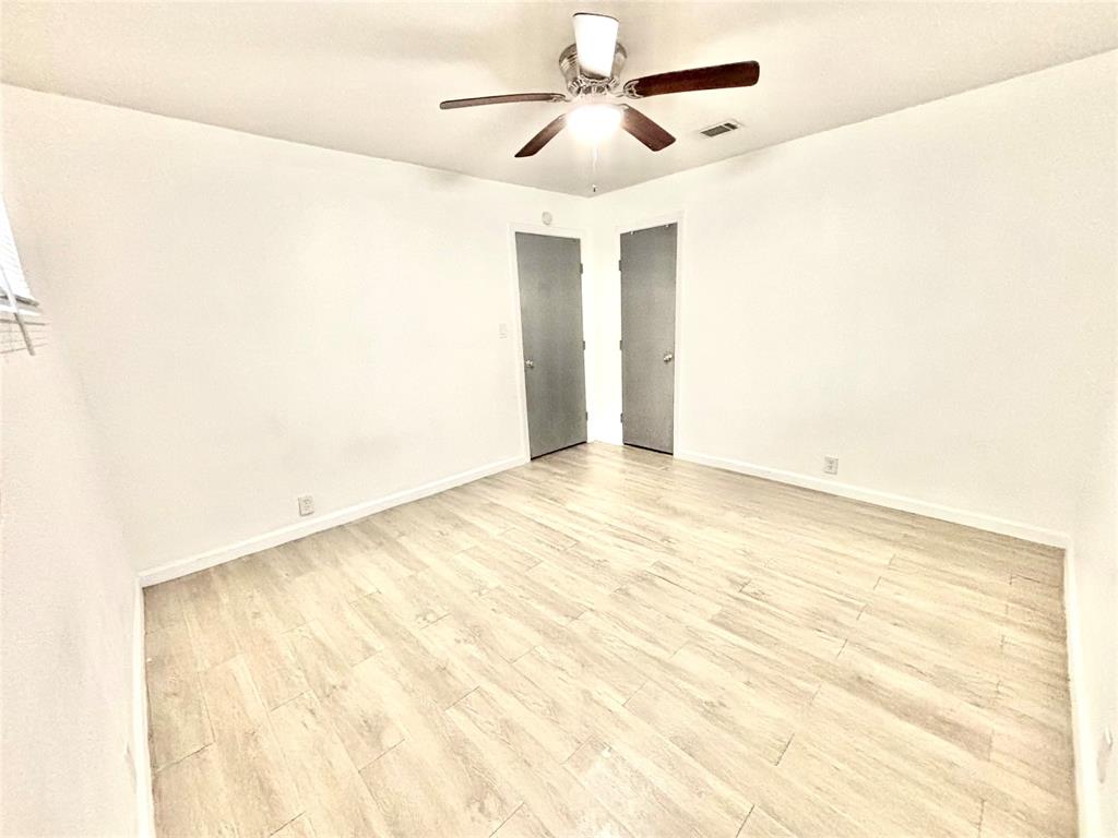 8038 Woodlyn Road, Houston, Texas image 9