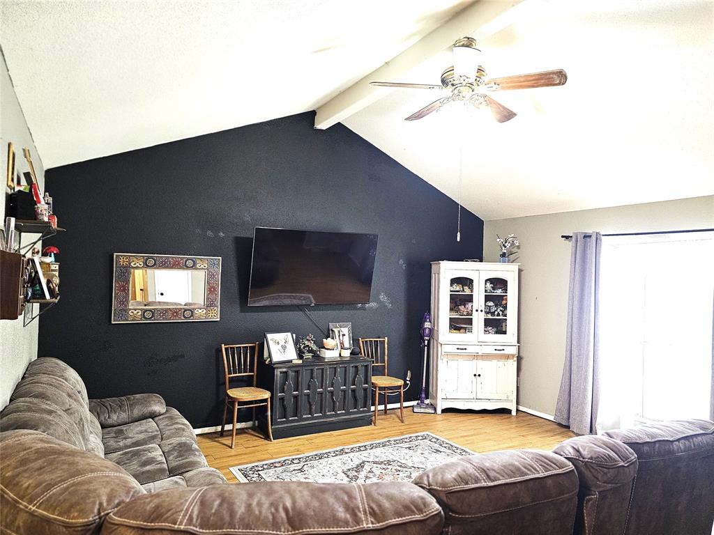 610 S Gray Avenue, West Columbia, Texas image 7